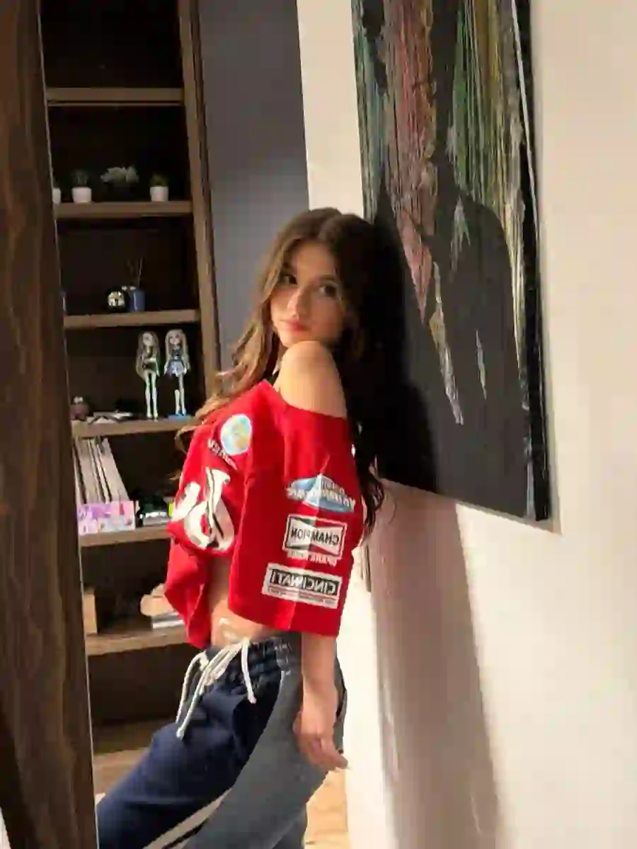 Noida escorts girl